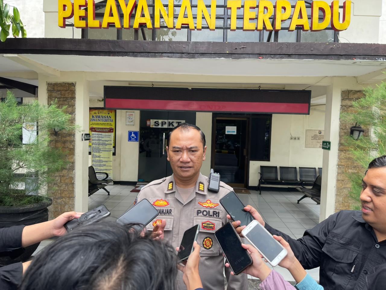 Polres Malang Ungkap Produksi Petasan Ilegal 3 Kg Bubuk Mercon Disita