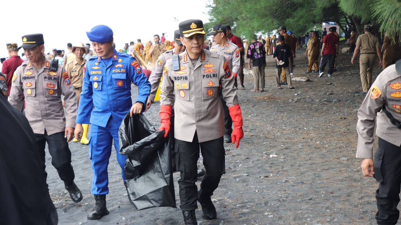 Polresta Banyuwangi Wujudkan Wisata Aman, Sehat dan Resik Melalui Gerakan Banyuwangi Asri