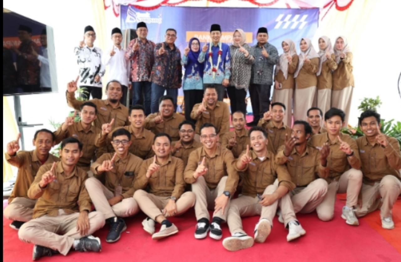 Caption Foto:Bank Sampang Resmikan Kantor Kas Ketapang, Targetkan Jangkauan Layanan di Seluruh Kecamatan