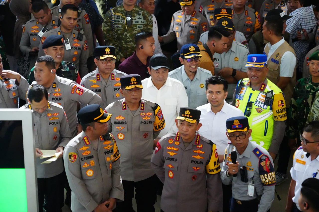 Kapolri dan Bupati Sidoarjo Pastikan Pengamanan Mudik Lebaran Berjalan Optimal