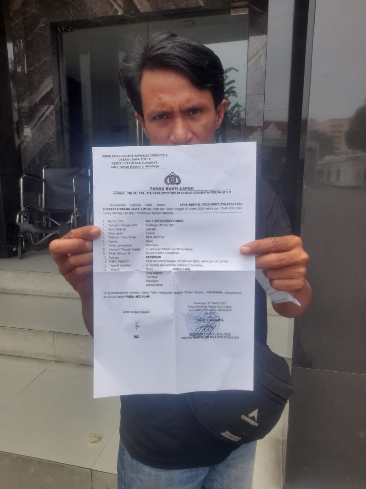 Warga Surabaya Laporkan Dugaan Penipuan ke Polrestabes Surabaya, Kerugian Capai Jutaan Rupiah