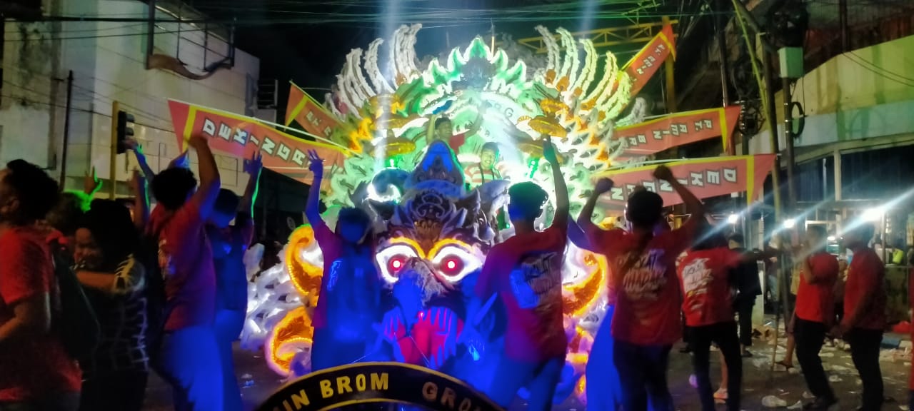 Guncang Panggung "Atellasene Sampang 2026", Kolaborasi RPS dan AMIN Bromo Group Pukau Ribuan Warga Kabupaten Sampang 
