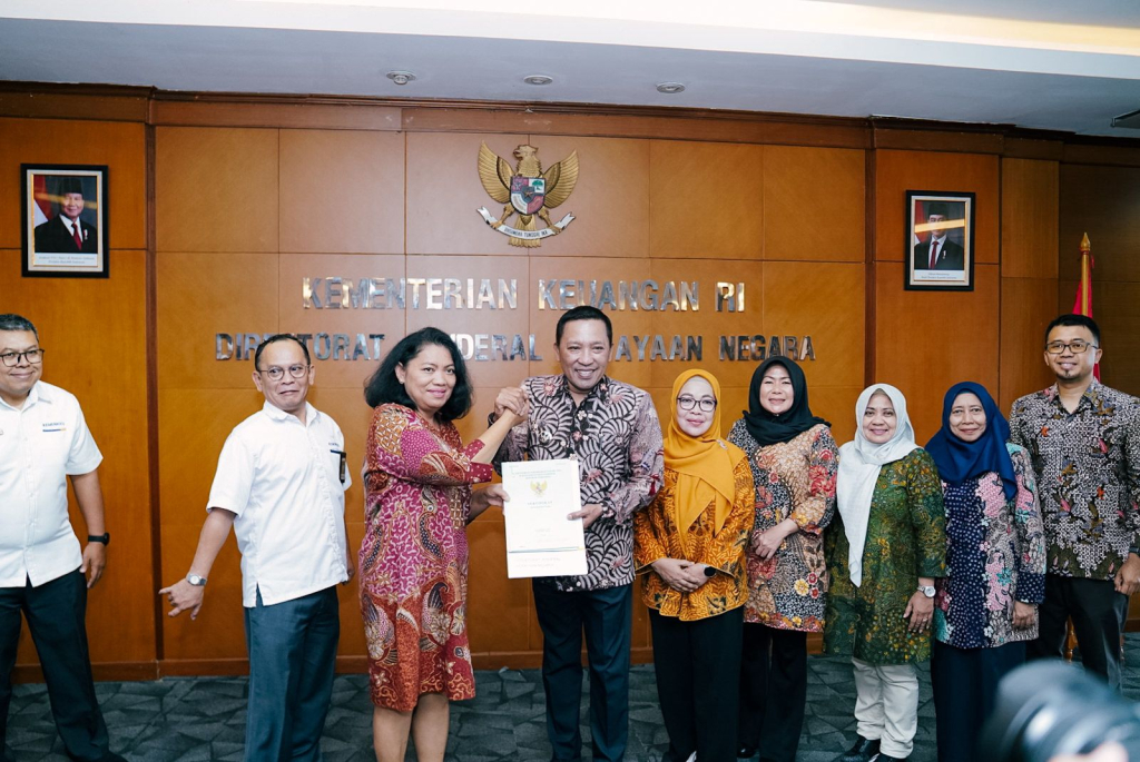Caption Foto: H. Slamet Junaidi Bupati Sampang Apresiasi Kemenkeu