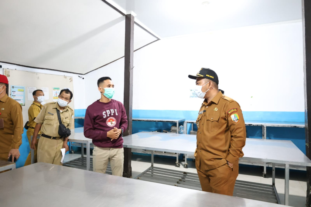 Sidak Dapur MBG Sampang, Wakil Bupati Temukan Komitmen Tinggi di SPPG Dalpenang 1