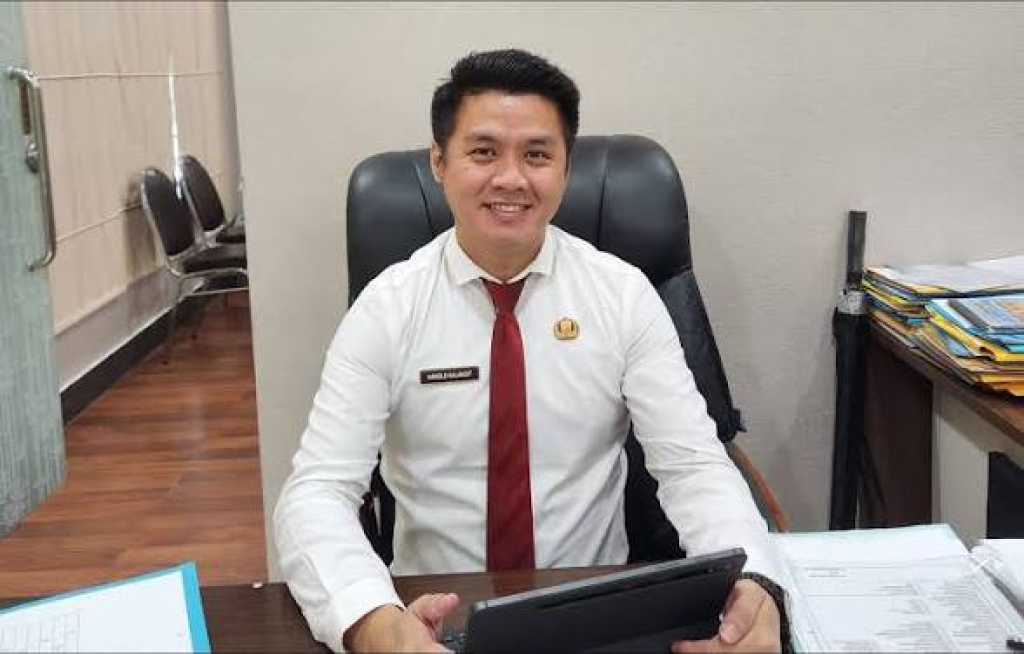 “Sorotan Jabatan di Sitaro, Harold Kalangit Dinilai Jadi Andalan di Tengah Krisis Birokrasi”
