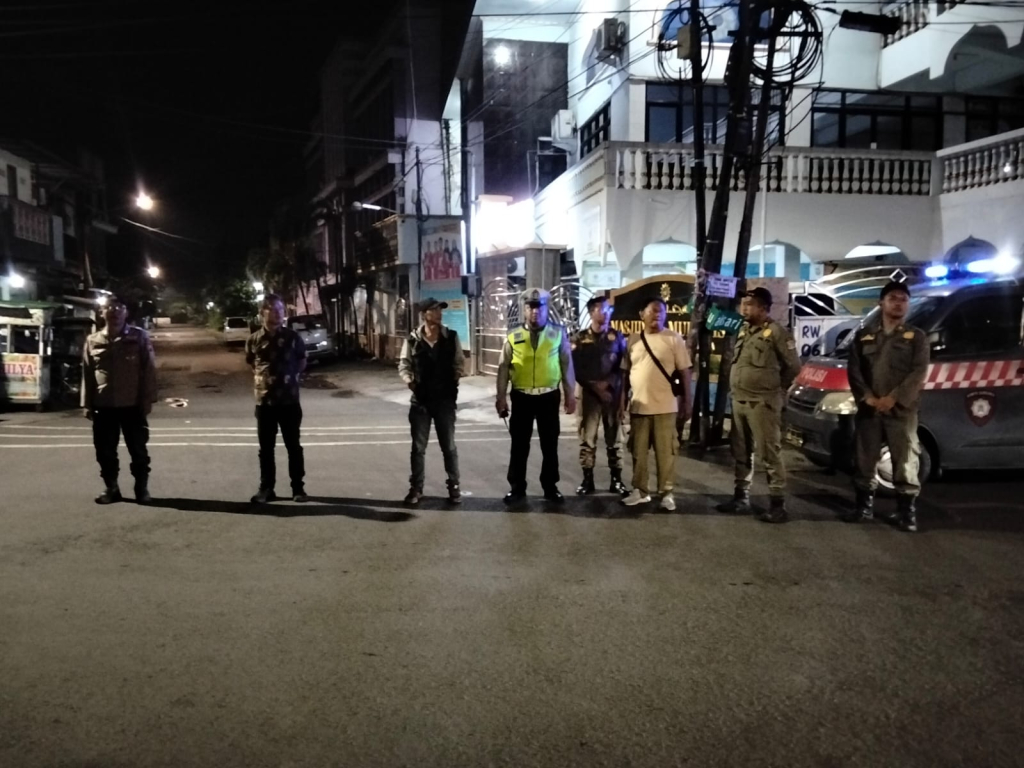 Pasca May Day, Patroli Harkamtibmas Polsek Semampir Pastikan Wilayah Tetap Kondusif