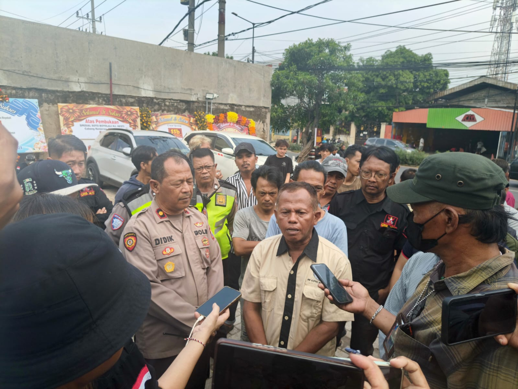 Kapas Lor Bergerak: Warga Surabaya dan GRIB Jaya Bongkar Dugaan Parkir Ilegal, Soroti Bisnis yang Dinilai Abaikan Hak Ma