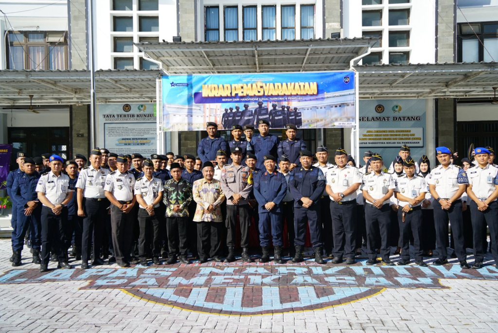 Lapas Narkotika Pamekasan Gelar Ikrar Pemasyarakatan Bersih dari Handphone Ilegal, Narkoba, dan Penipuan