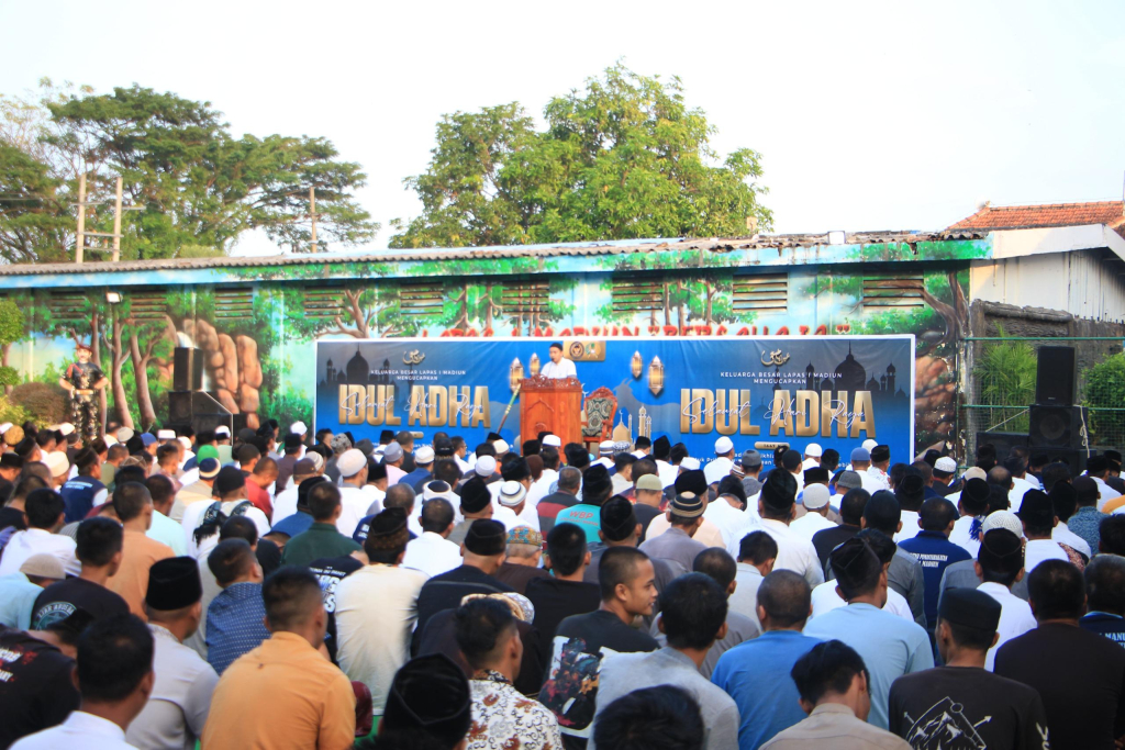 Semarak Hari Raya Idul Adha, Lapas Kelas I Madiun Semarakkan Hari Raya Idul Adha 1447 H dengan Sholat Id Berjamaah
