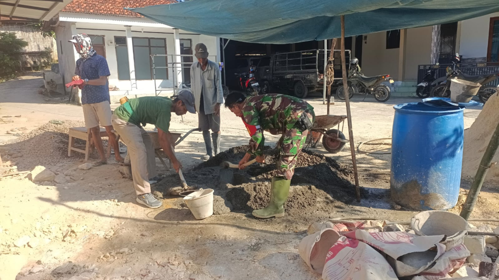 Caption Foto: Dari Semangat Babinsa, Hadir Rumah Harapan yang Kokoh di Sawah Tengah