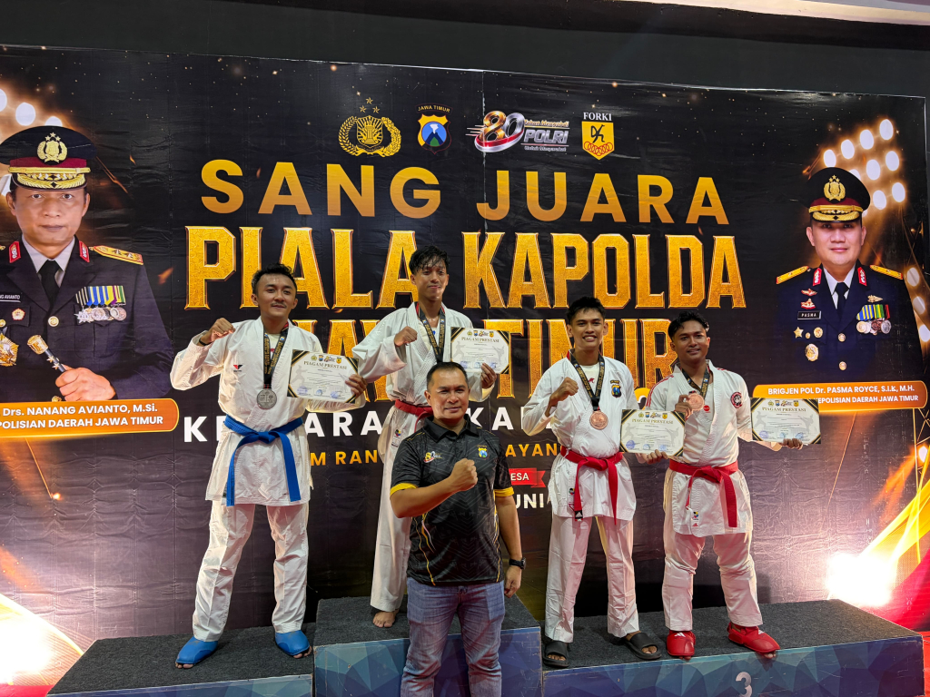 Polres Pelabuhan Tanjung Perak Borong 18 Medali dan Tiga Gelar Best of The Best di Kejuaraan Karate Piala Kapolda Cup 20