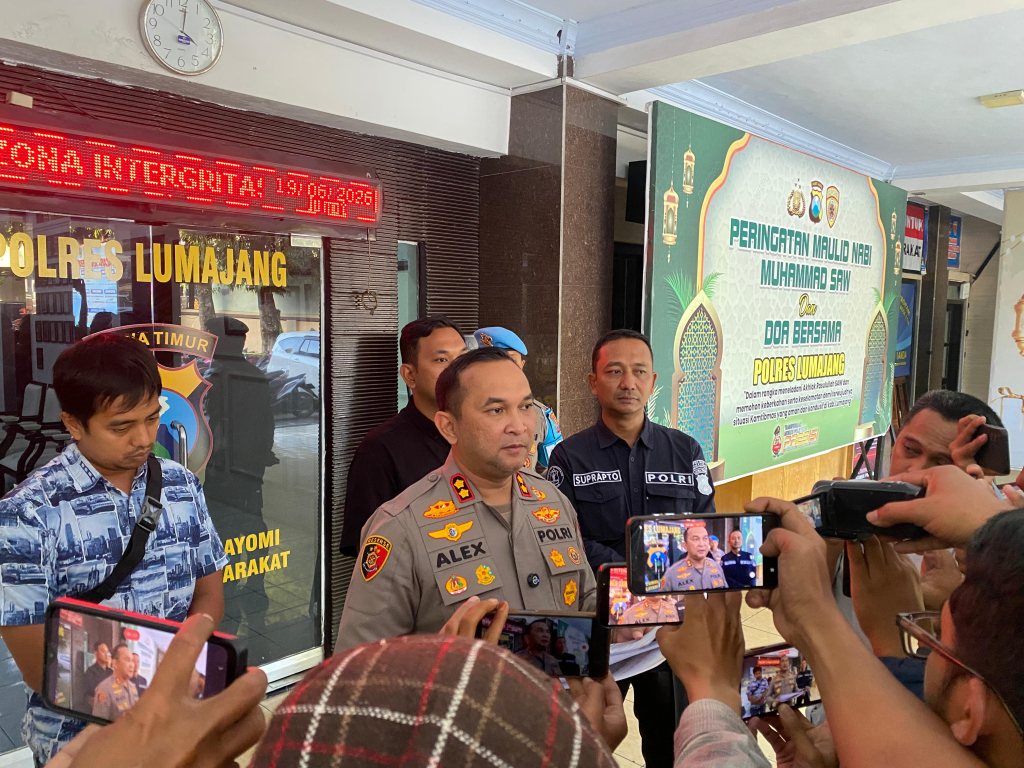 Polres Lumajang Amankan Dua Tersangka Perampokan Toko Kelontong Senduro