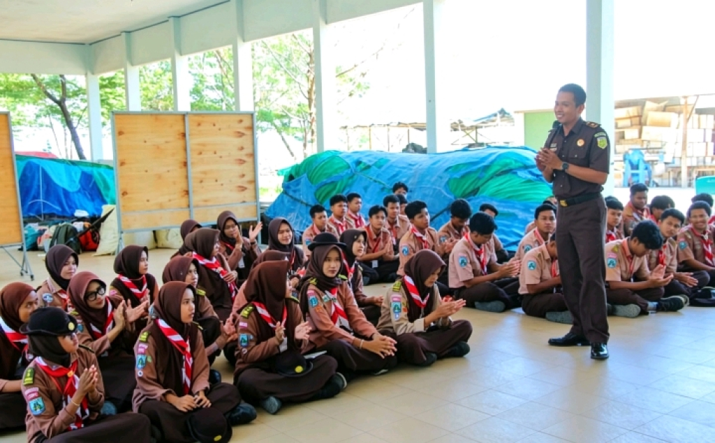 Caption Foto: Perwakilan Kejaksaan melalui Tim Penyuluhan