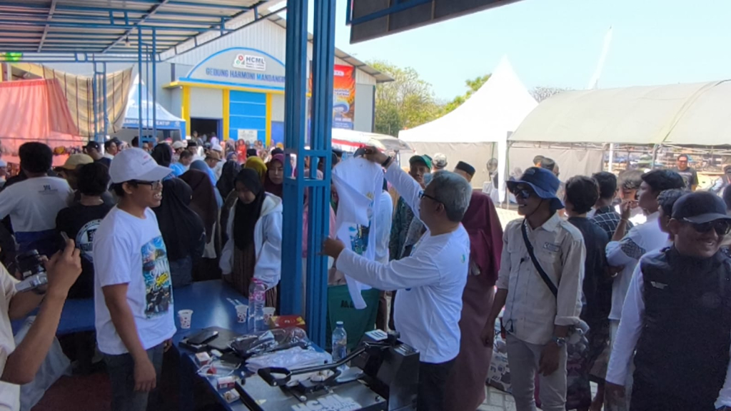 Caption Foto: Husky CNOOC Madura Limited (HCML) bersama Satuan Kerja Khusus Pelaksana Kegiatan Usaha Hulu Minyak dan Gas Bumi (SKK Migas) dan Pemerintah Kabupaten Sampang