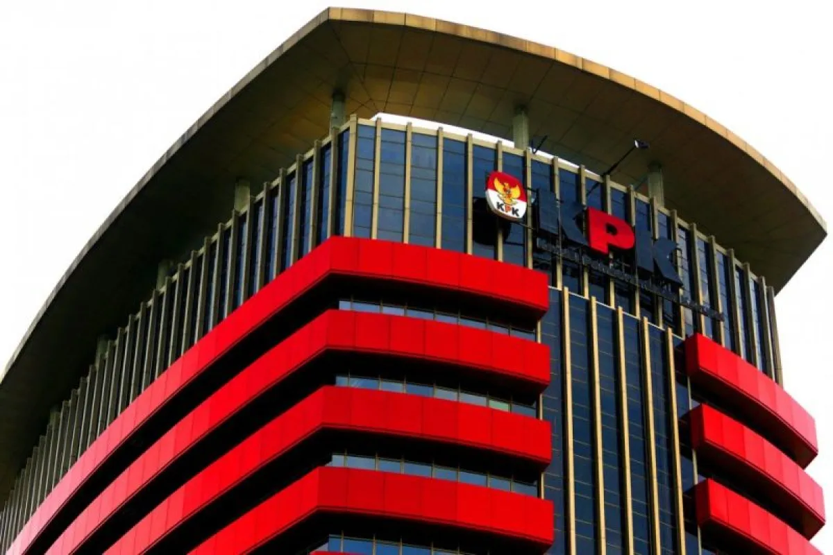 OTT KPK Guncang Bolmut, Bupati Sirajudin Lasena dan 13 Orang Diamankan