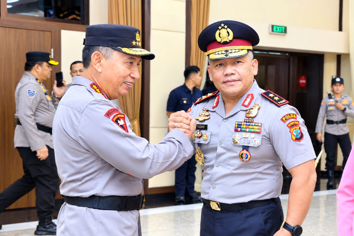 Naik Pangkat Bintang Dua, Kapolda Sulut Yudo Hermanto dan Awi Setiyono Terima Kenaikan Pangkat di Mabes Polri
