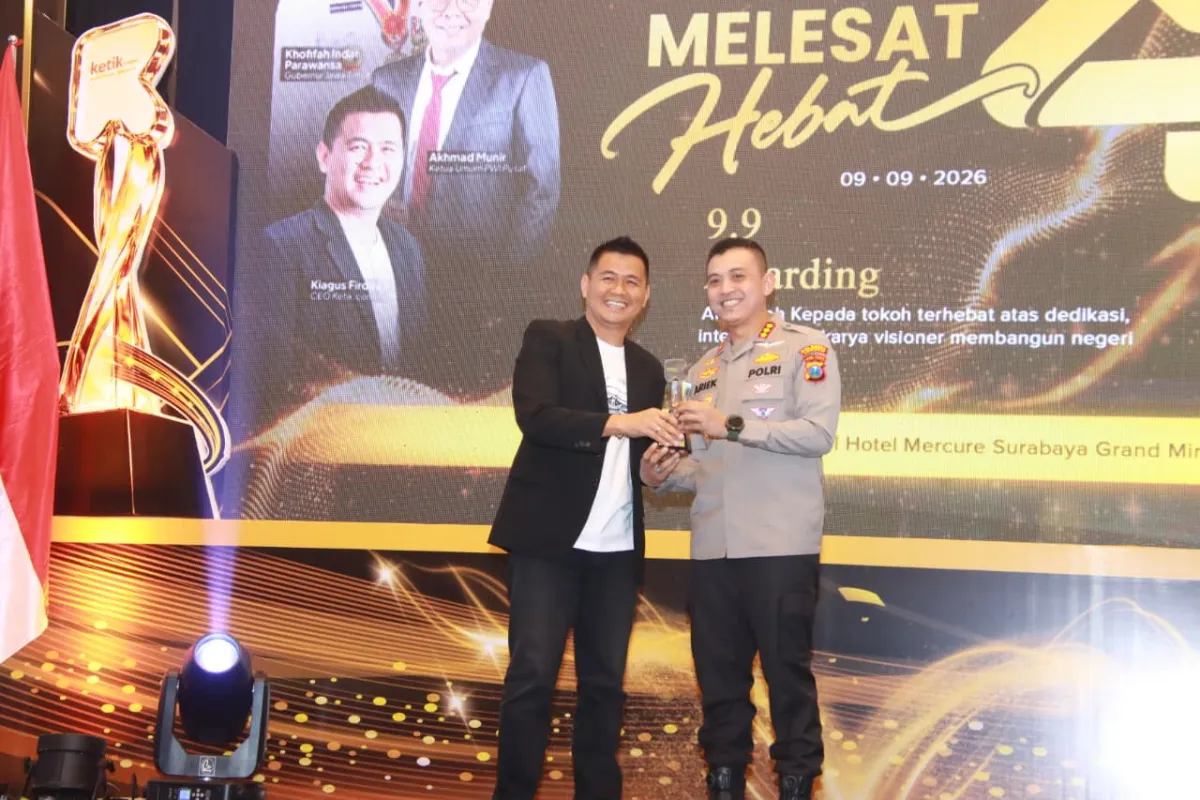 Kapolresta Sumenep Terima Penghargaan “Penggerak Transformasi Institusi Polresta Sumenep” Pada Anniversary 4th Ketik.Com