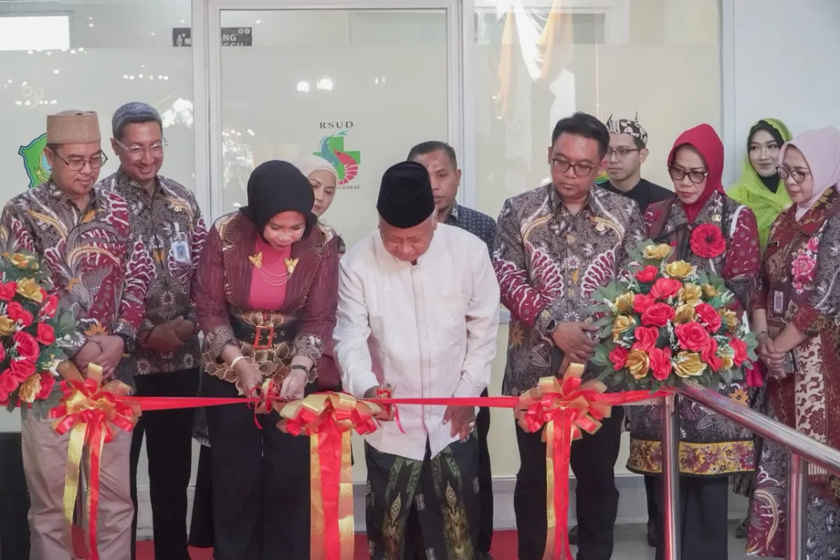 Wabup Mimik Resmikan Gedung Pelayanan Instalasi Dialisis RSUD Sidoarjo  Barat, Permudah Akses Cuci Darah