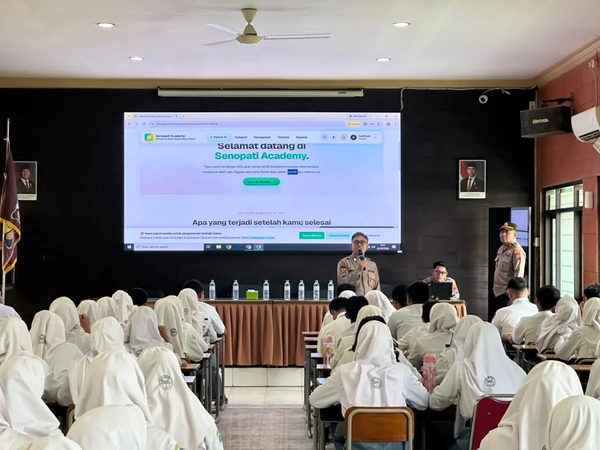 Kenalkan Teknologi AI, Polres Pasuruan Edukasi Ratusan Pelajar SMAN 1 Purwosari