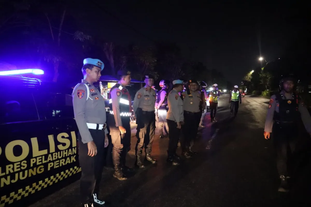 Antisipasi Gangster, Polres Pelabuhan Tanjung Perak Gencarkan Patroli Malam