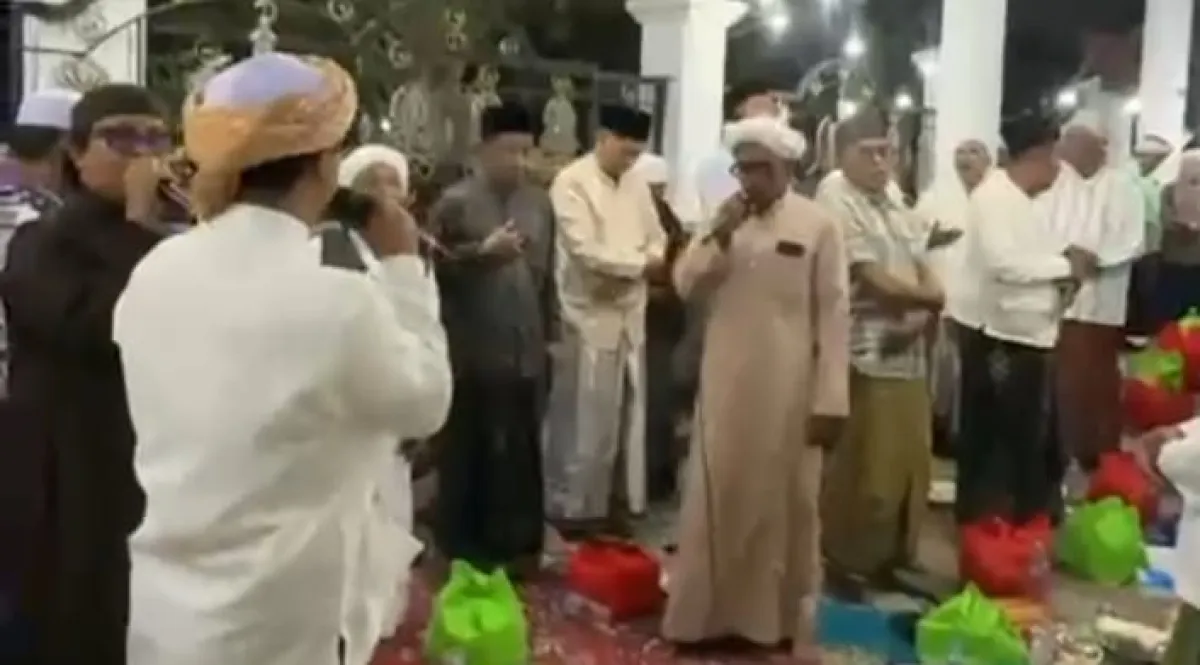 Keluarga Besar Badur Tour Gelar Peringatan Maulid Nabi Muhammad SAW di Sampang