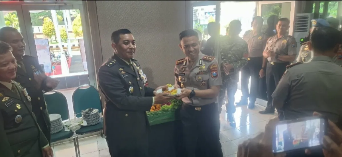 Jaga Sinergitas dan Kolaborasi, Kapolres Pasuruan Kunjungi Makodim 0819 di HUT ke-81 TNI