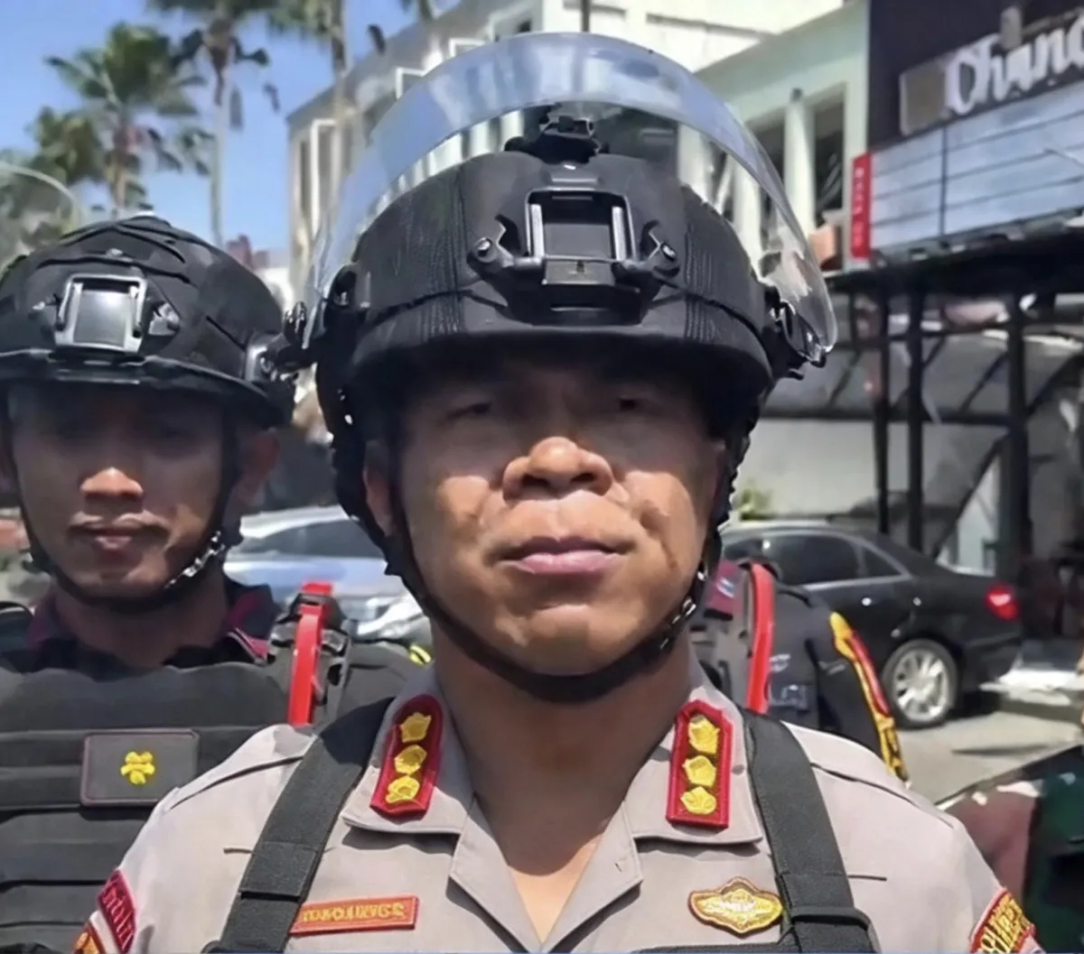 Ledakan Dahsyat Ruko Nasi Tempong di Pakuwon City Surabaya, 5 Orang Dilarikan ke Rumah Sakit